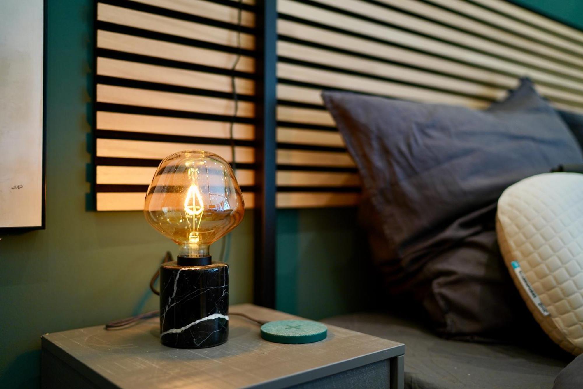 Edler Wohnraum Luxurioeses Studio Im Zentrum Mit Balkon, Kaffeevollautomat, Klima & Parkplatz 茨维考 外观 照片