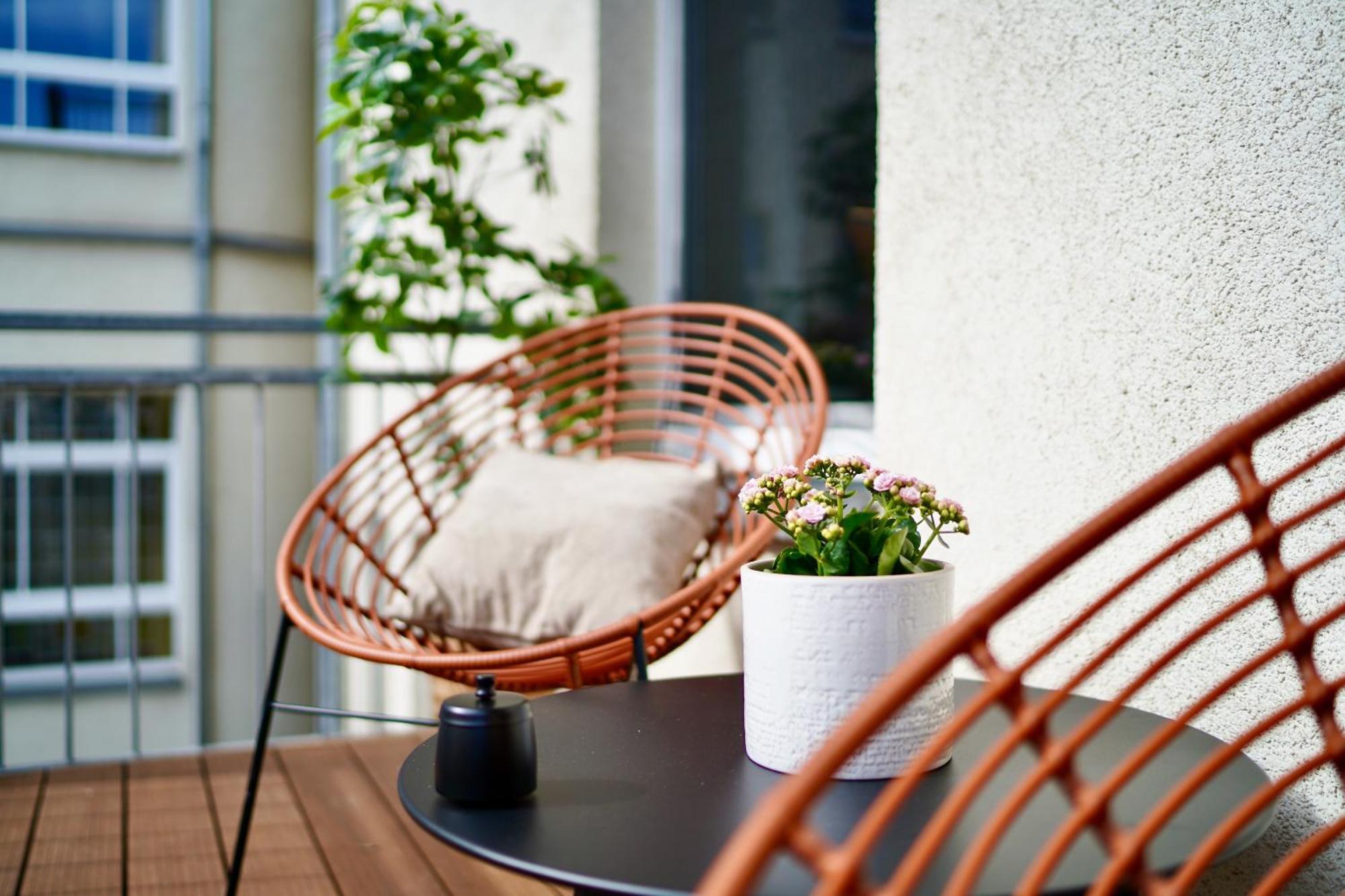 Edler Wohnraum Luxurioeses Studio Im Zentrum Mit Balkon, Kaffeevollautomat, Klima & Parkplatz 茨维考 外观 照片